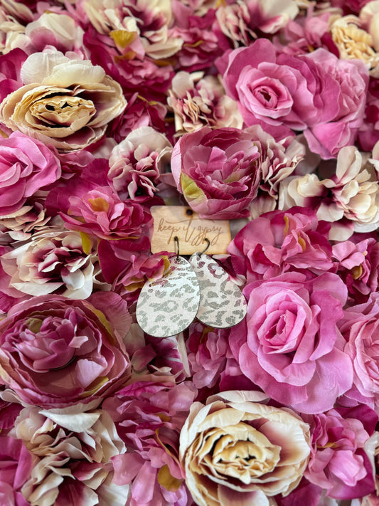 Keep it gypsy Large Tear Drop White with Silver Leopard Earring